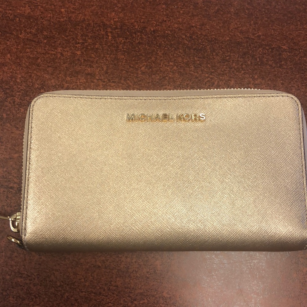 Michael Kors wallet